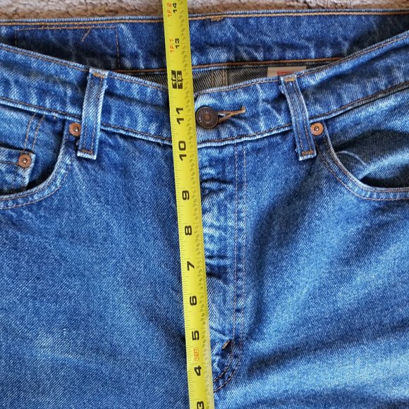 Vintage Levi 505 Jeans - Picture 4 of 7